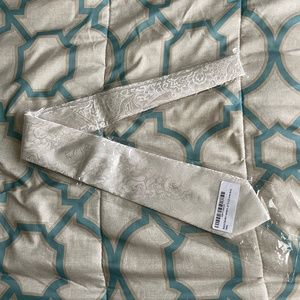 Puccini, Men’s, Ivory Paisley Floral, 3.25” wide, Satin Tie